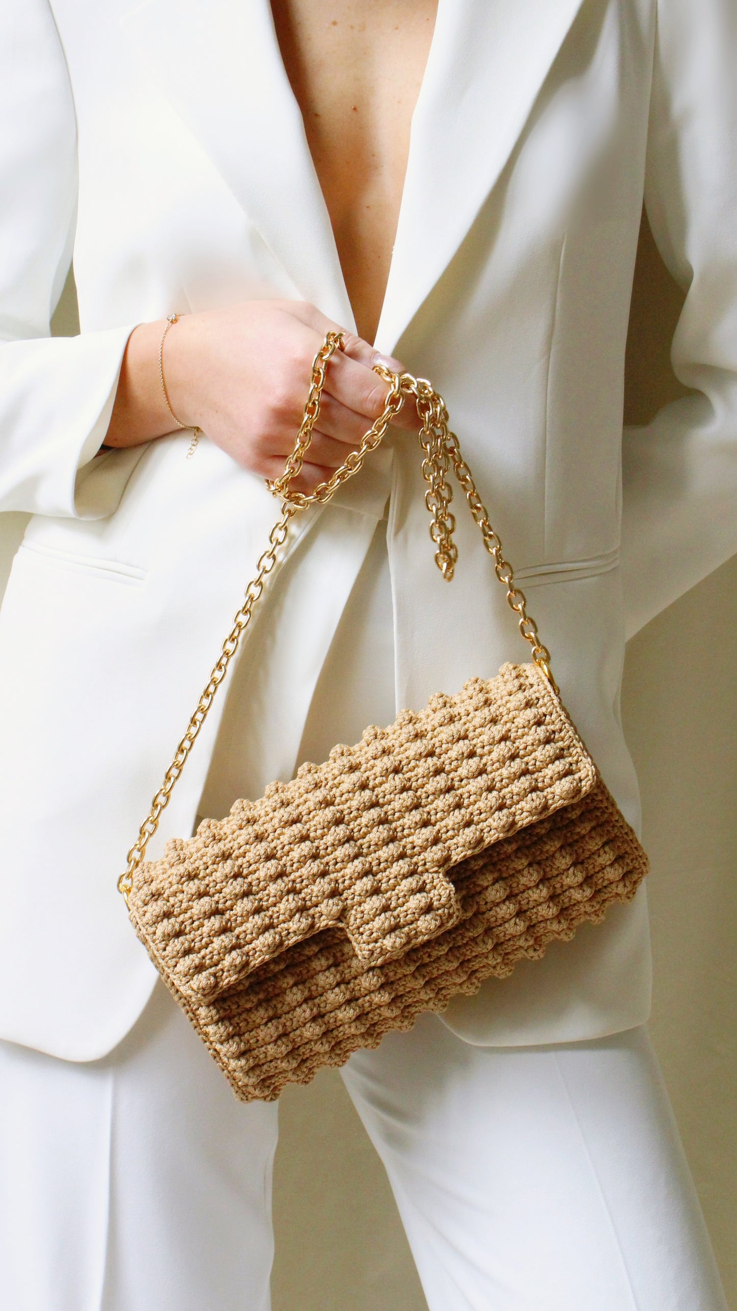 MILANO CLUTCH SAND
