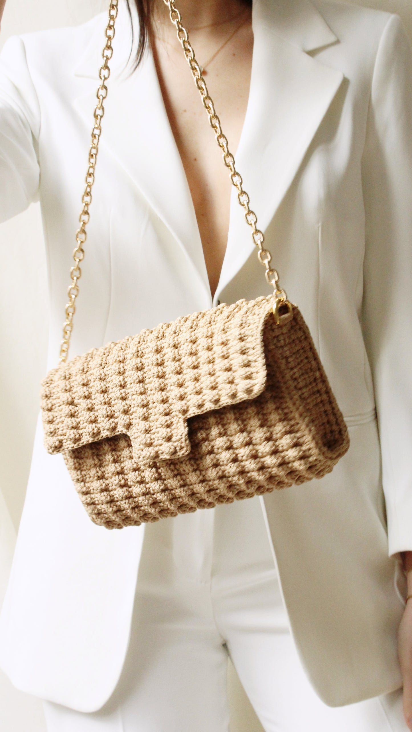 MILANO CLUTCH SAND